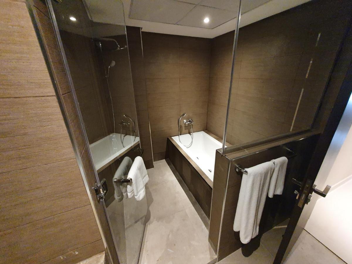 Sunday Luxury Downtown Adliya Formerly Jewel Hotel 마나마 외부 사진